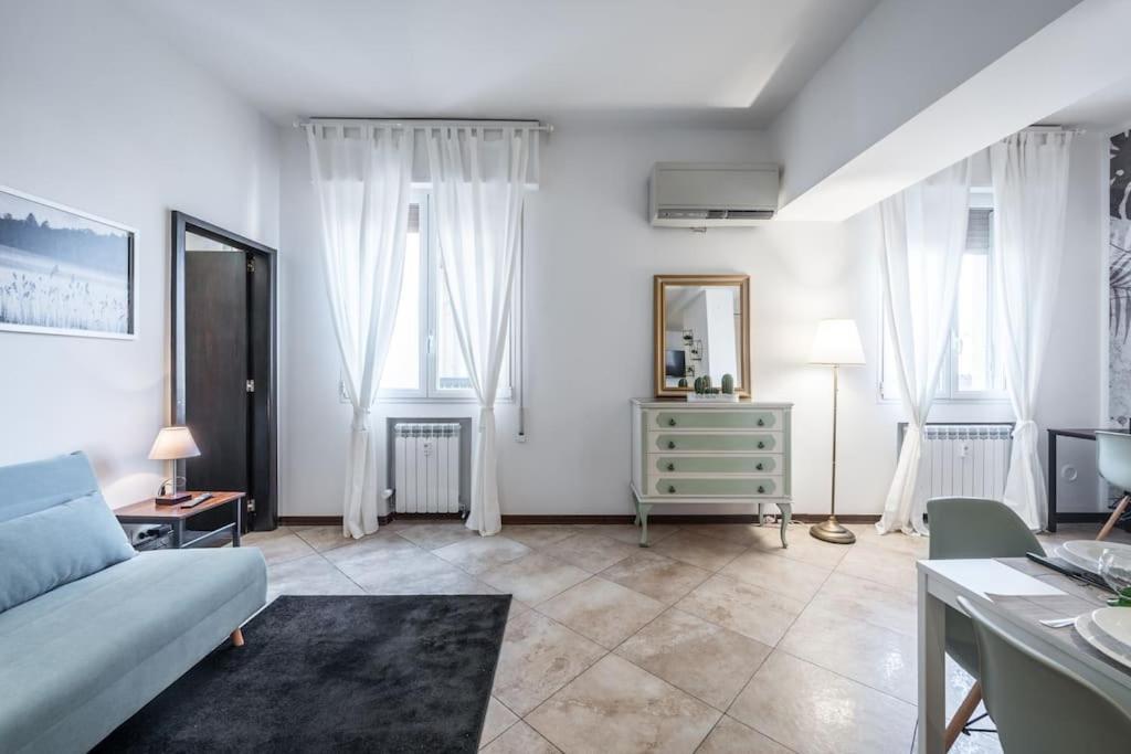 Ferienwohnung Sotto Le Due Torri 5* Bologna Exterior foto