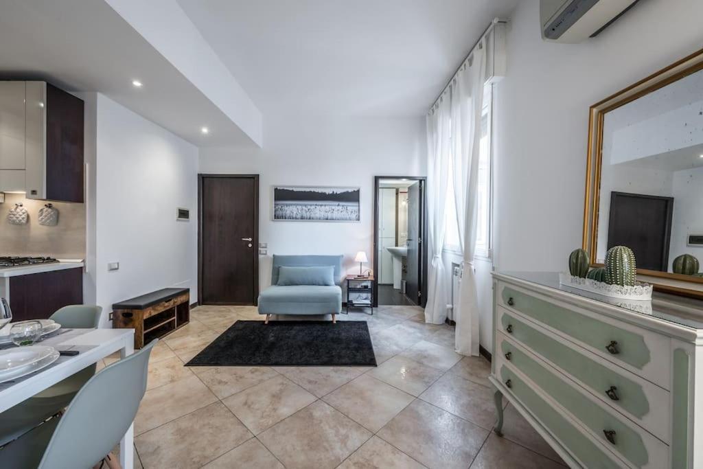 Ferienwohnung Sotto Le Due Torri 5* Bologna Exterior foto