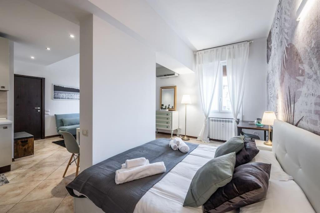 Ferienwohnung Sotto Le Due Torri 5* Bologna Exterior foto